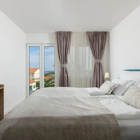 Pharia And - By The 3* Hvar Town