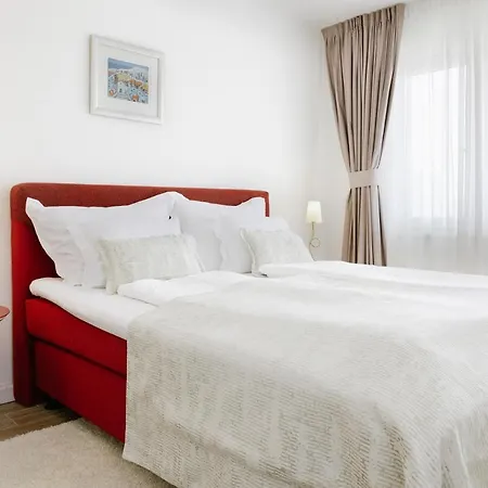 Pharia & Residences Hotel 4*