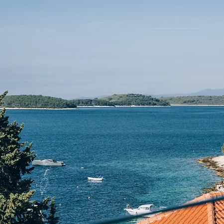 アパートホテル Pharia And - By The