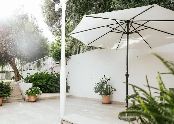 Pharia And - By The 3* Hvar Town