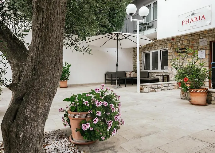 Aparthotel Pharia And - By The Hvar Town