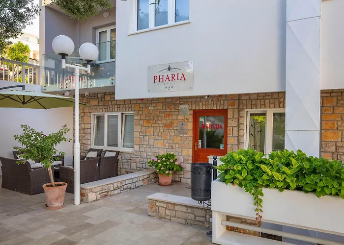 Pharia And - By The 3* Hvar Town