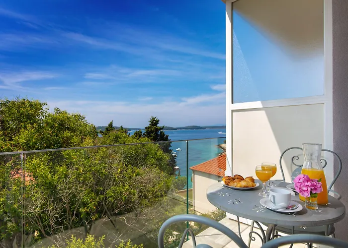 Pharia And - By The 3* Hvar Town