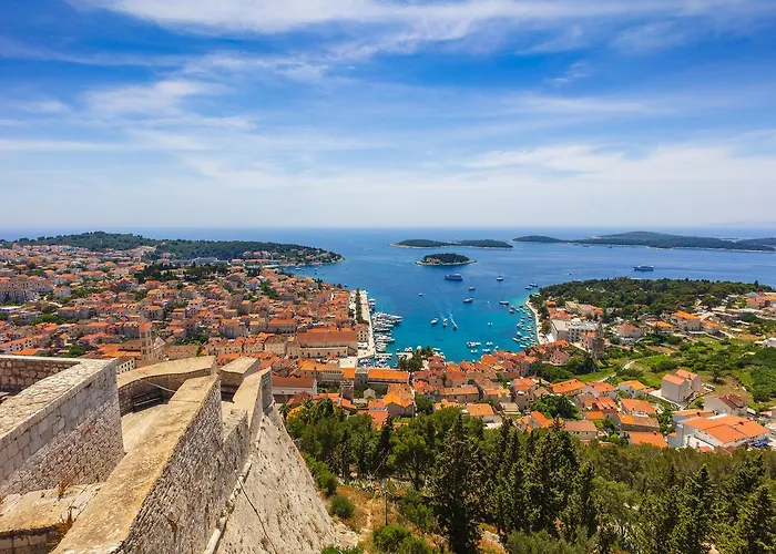 Pharia And - By The 3* Hvar Town