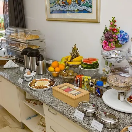 Apart-hotel Pharia And - By The 3*