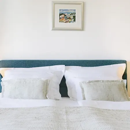 Aparthotel Pharia And - By The 3*