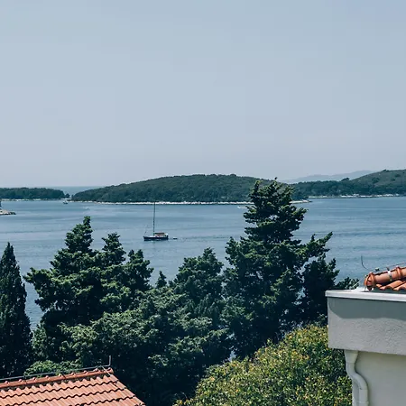 Pharia And - By The Aparthotel