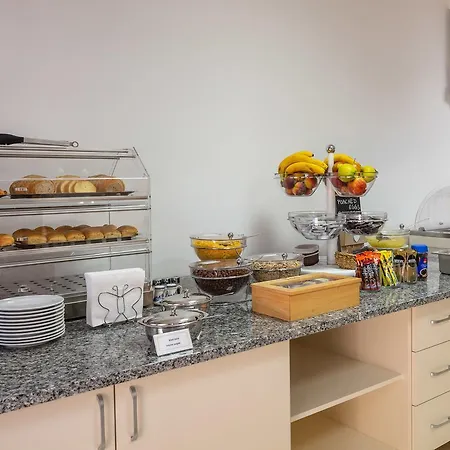 Aparthotel Pharia And - By The 3*