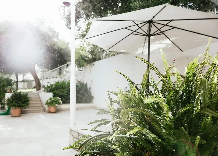 Pharia And - By The Ξενοδοχείο με διαμερίσματα 3*